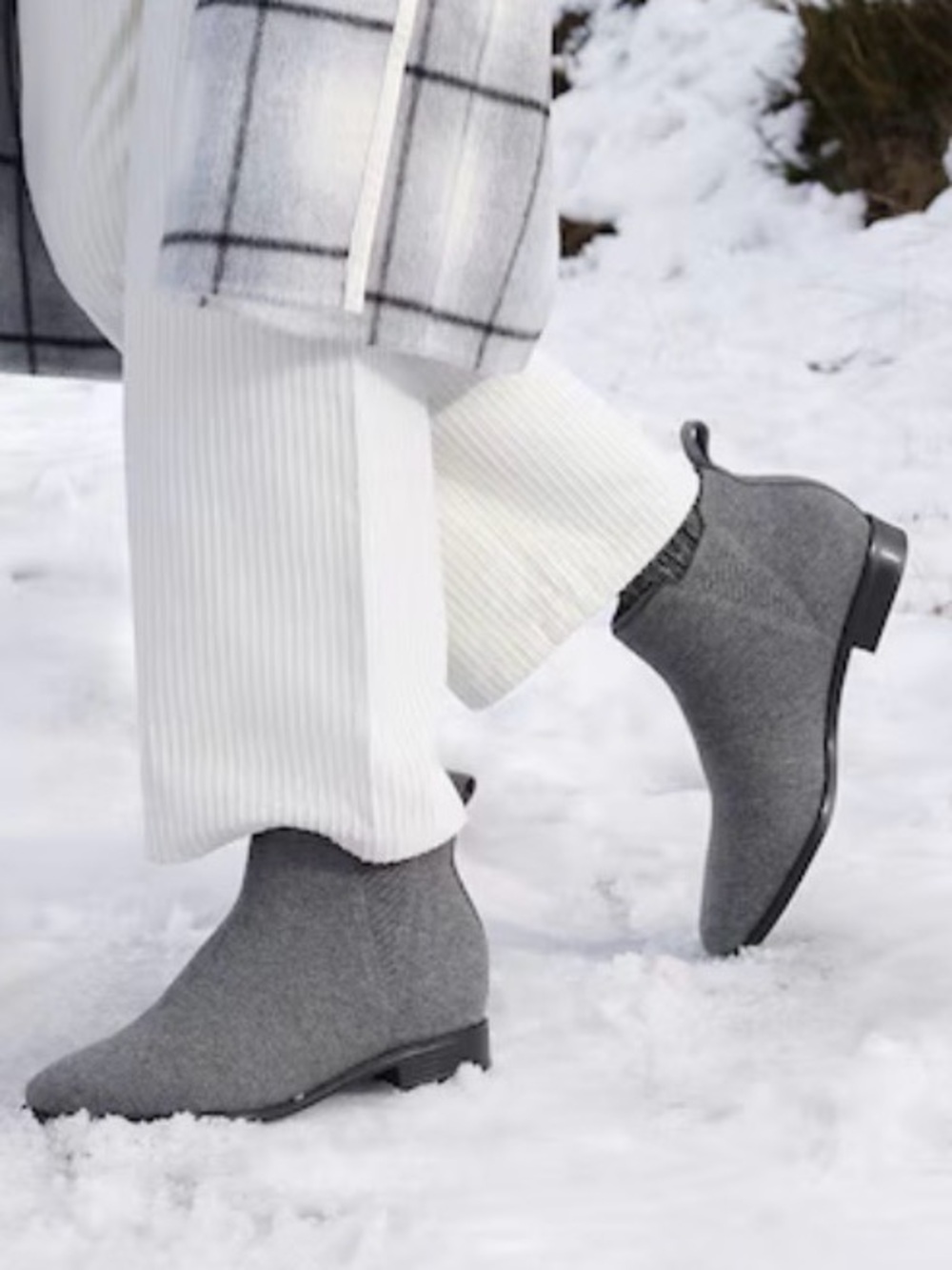 Vivaia Women’ Stretch Chelsea Ryan Pro Ankle boots in Rich Grey - Picture 6 of 11